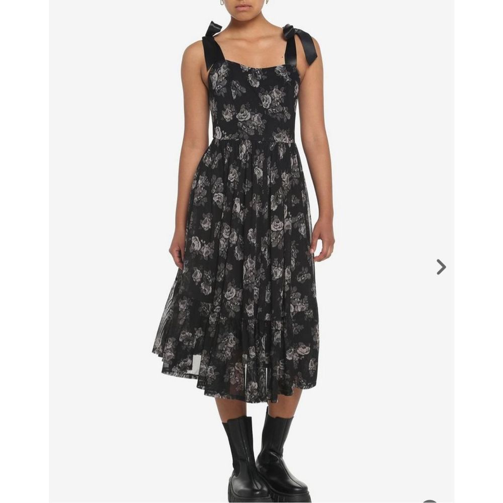 Hot Topic Black Floral Mesh Midi Dress
